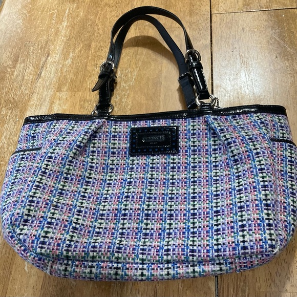 Coach handbag 9.5 tall 15.5 wide - Picture 9 of 9